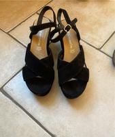 Absatzschuhe mit Keilabsatz 40 Tamaris Berlin - Karlshorst Vorschau