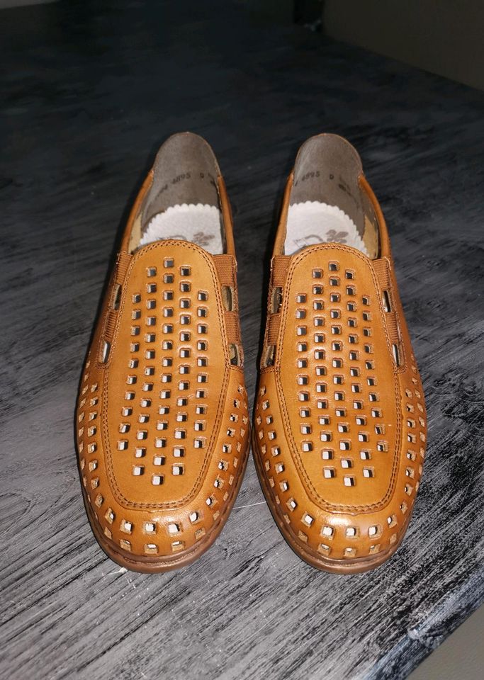 Neu Damen Schuhe Von Rieker Antistress, Größe 4 1/2, Echte Leder, in Schweinfurt