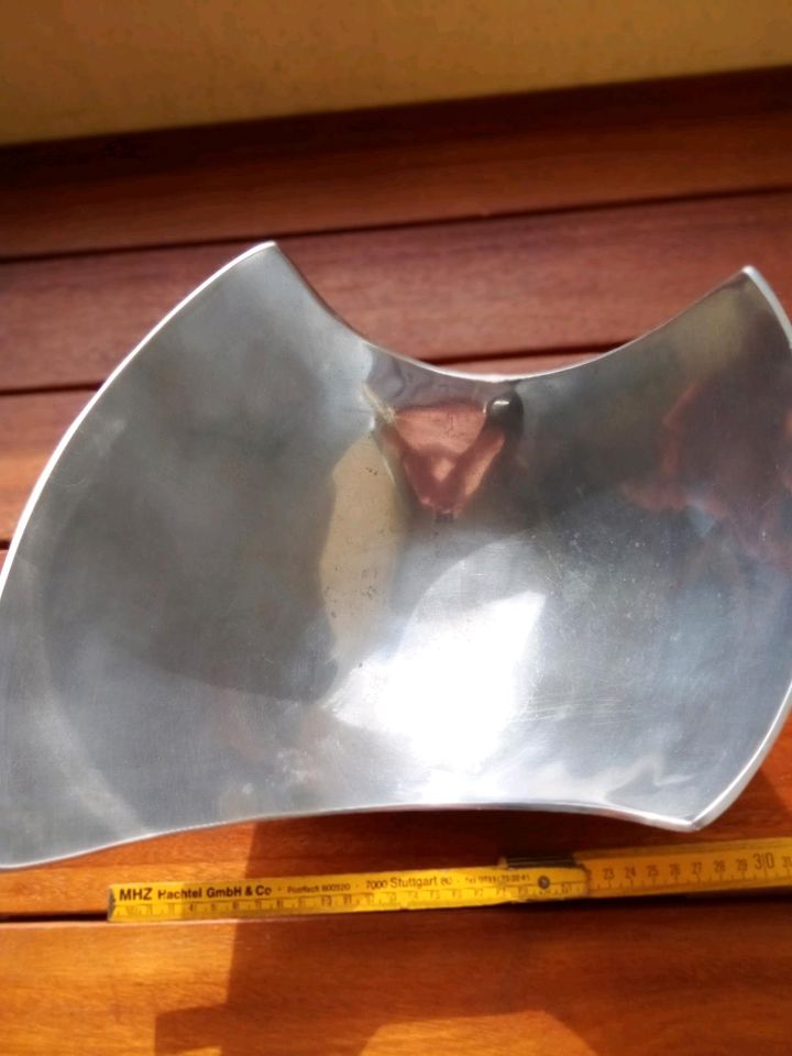 Obstschale Aluminium Designer Stück futuristisch,30 cm ,19 hoch in Bad Iburg