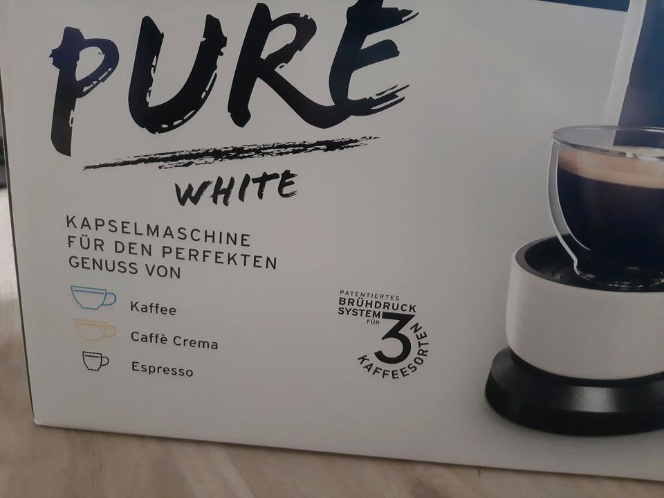 2 x Kaffeemaschine Tschibo Cafissimo Pure White + 68 Kapseln in Frankfurt am Main