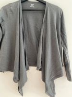 Coole Strickjacke Gr 140 H&M Mädchen in Grau Altona - Hamburg Othmarschen Vorschau