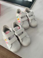 Adidas Kinderschuhe Mädchen Größe 22 Hessen - Schotten Vorschau