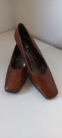 Klassischer Lederpumps von ara in cognac Nordrhein-Westfalen - Herford Vorschau