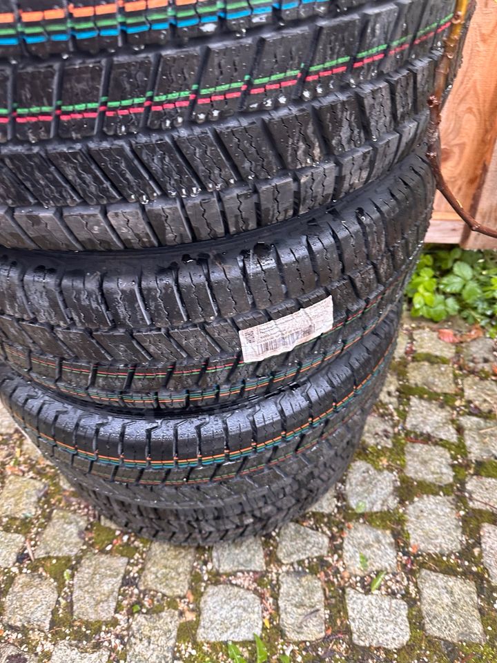 Allwetter Continental 215/65 R16 C Neue Reifen für T5/T6 in Griesstätt