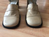 Paoli Pumps Echtleder creme Gr. 40 neu ungenutzt TOP Essen-West - Holsterhausen Vorschau
