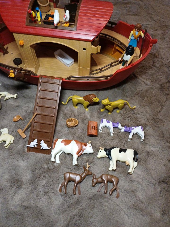 Playmobil Arche Noah Schiff Boot Tiere in Zetel