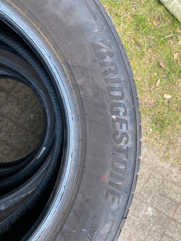 Sommerreifen Bridgestone 185/65 R15 88 H in Juliusruh