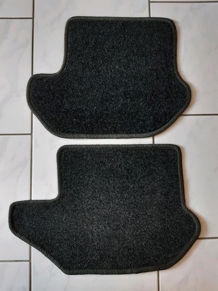 2 Paar Auto Fußmatten (nur für hinten!), Textil in Nordrhein