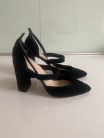 Pumps von Zign schwarz Wildleder 41 Berlin - Friedenau Vorschau