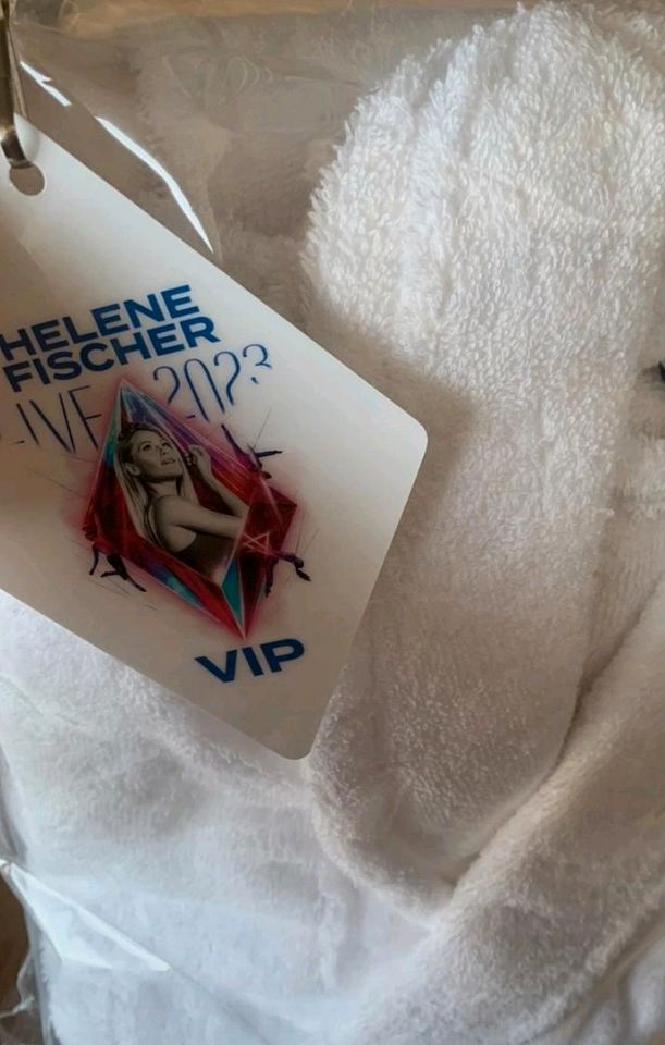 Helene Fischer Bademantel VIP in Rostock