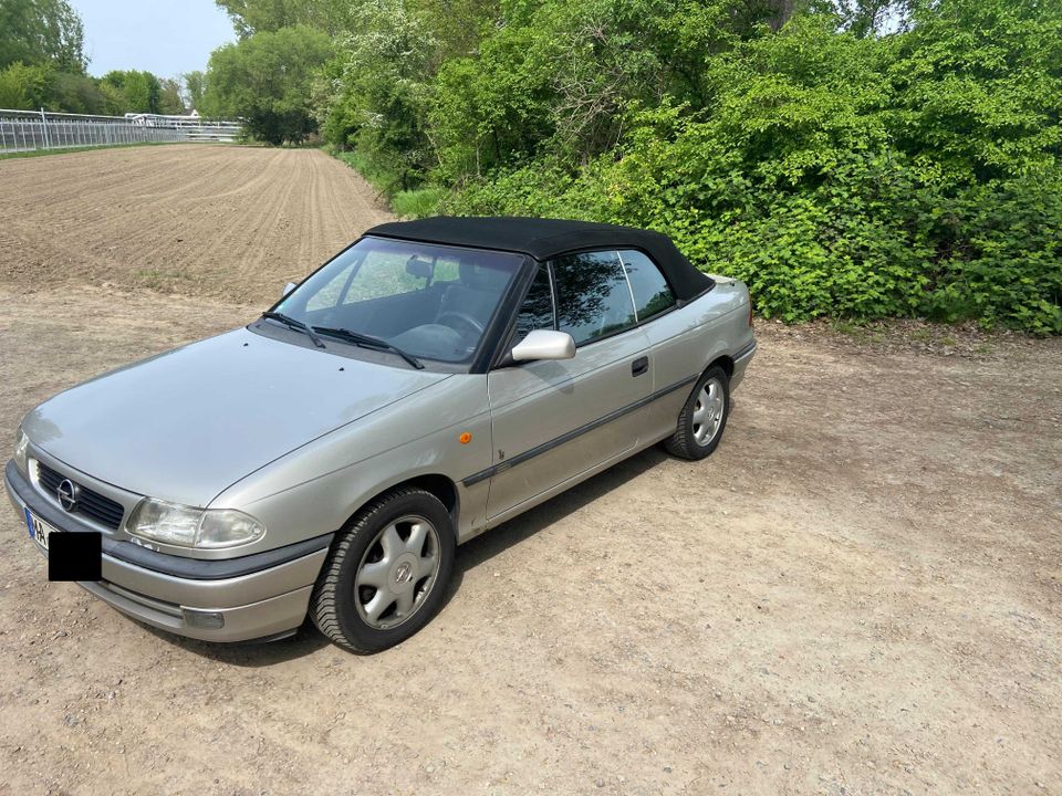 Astra F Cabrio, Bertone, 1.8 Liter, 115 PS in Mannheim