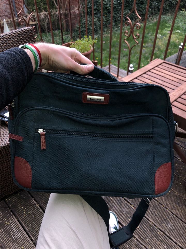 Ferrari Leder Sporttasche Weekender Laptoptasche Picknick in Duderstadt