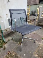 Eames Alu chair Designklassiker VITRA SA 107 SA 108 Netz drehbar Nordrhein-Westfalen - Mönchengladbach Vorschau