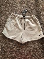 Nike Laufshorts NEU Nordrhein-Westfalen - Viersen Vorschau