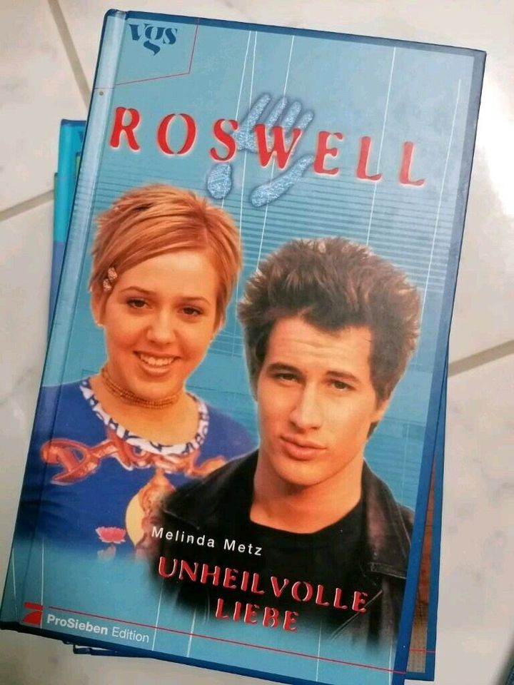 VGS Roswell Buchserie Melinda Metz Bd. 1-9 sehr gut erhalten in Mülheim (Ruhr)