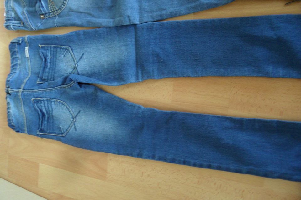 2 Jeans Gr 116 NameIt in Stuhr