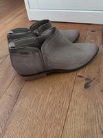 Bugatti Damen Echt Leder Stiefelette taupe Gr. 42 NEU! Sachsen - Pegau Vorschau