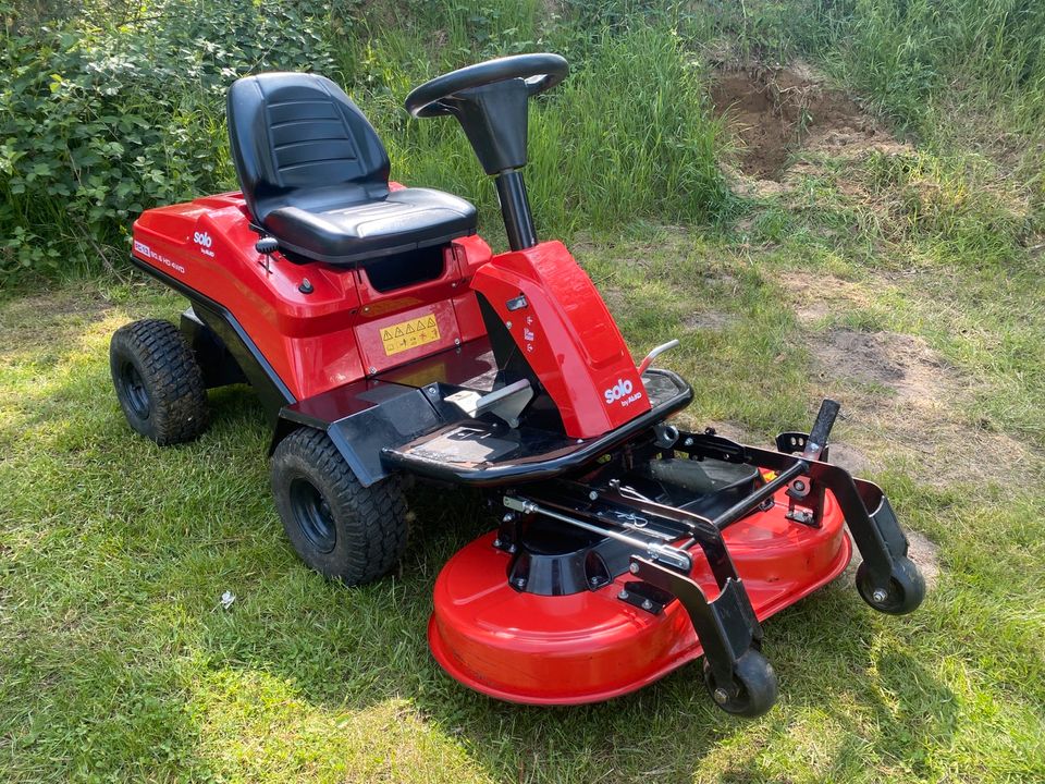 Rasentraktor Solo Al-Ko Frontmäher Allrad 4WD Aufsitzmäher Mulche in Gnarrenburg