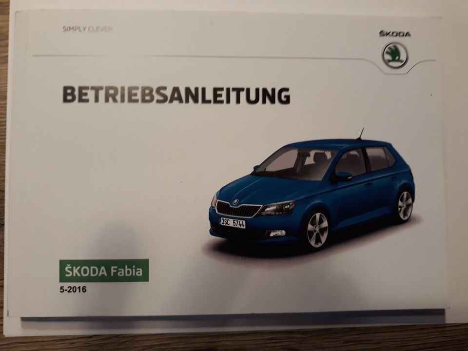 Skoda Fabia III Betriebsanleitung Bordbuch DEUTSCH Bedien in Röslau