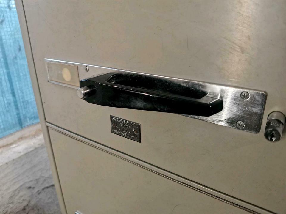 4x Kardex Remington Aktenschrank Karteischrank Schubladen Loft in Hessisch Oldendorf