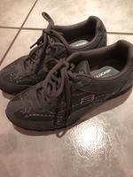 Skechers Sneaker grau Gr. 35 NEU Bayern - Niederwinkling Vorschau