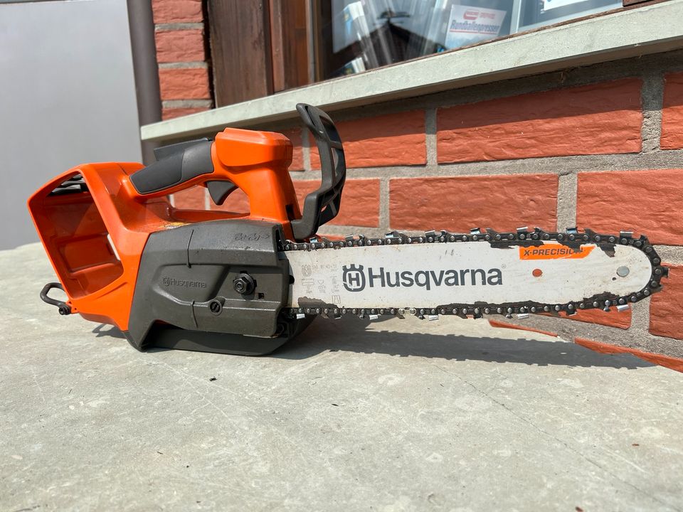 Husqvarna T540iXP Top-Handle Säge Motorsäge Kettensäge in Geseke