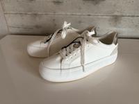 NEU ZARA Damen Sneaker weiß Größe 38 Bayern - Bonstetten Vorschau