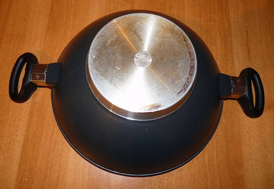 EUROLUX TITAN ALU-GUSS WOK 28cm, Deckel 29cm, Boden 14cm in Remscheid