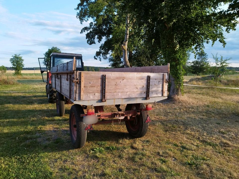 Traktor Anhänger Drehschemel 4,2t in Wallstawe