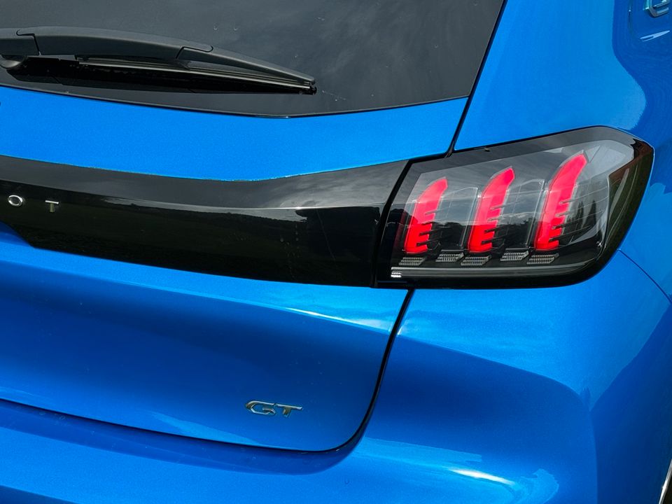 Leasingübernahme Peugeot e 208 GT Pack Vertigo Blau in Steinfeld