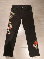 Jeans Hose von Zara Gr. 38 Blumenstickerei Niedersachsen - Lemwerder Vorschau