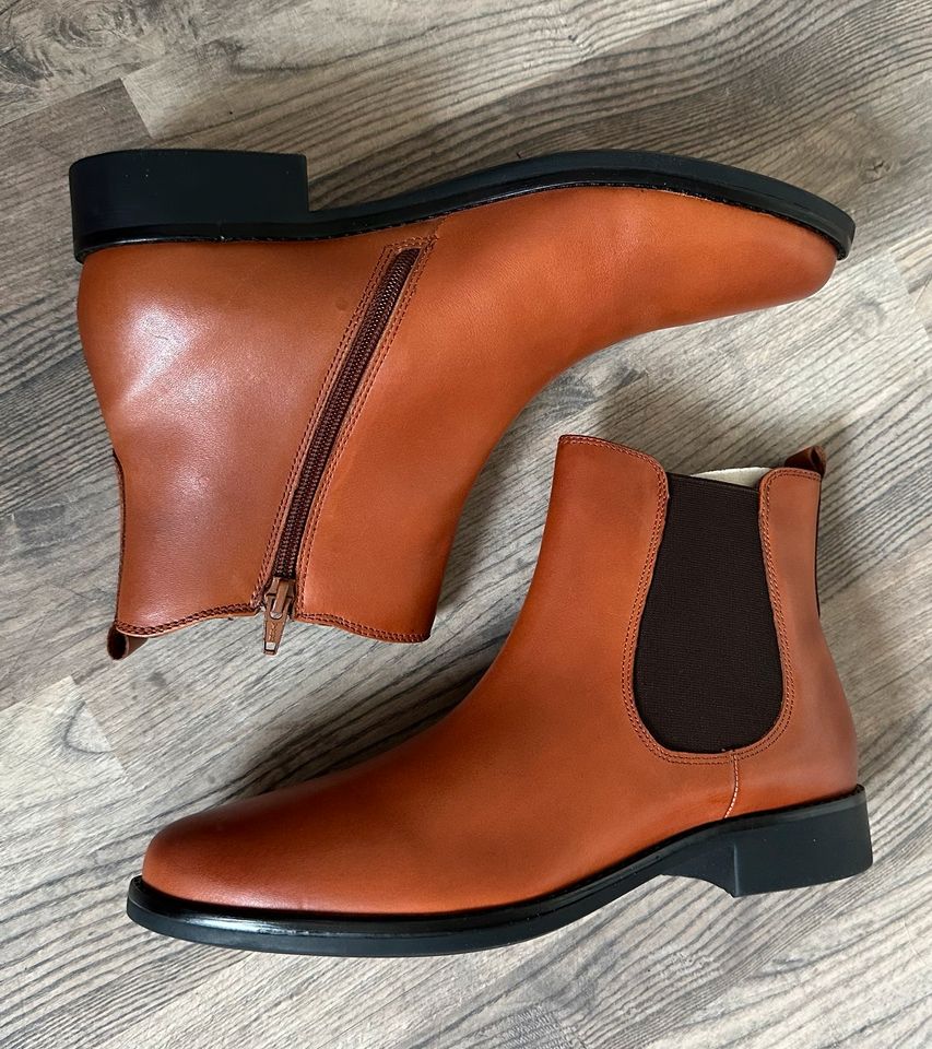 Neu! Leder Ashbourn Chelsea Boots Stiefeletten Gr 41 in Dortmund