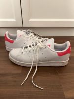 Adidas Stan Smith weis rosa Größe 38 Kr. München - Planegg Vorschau