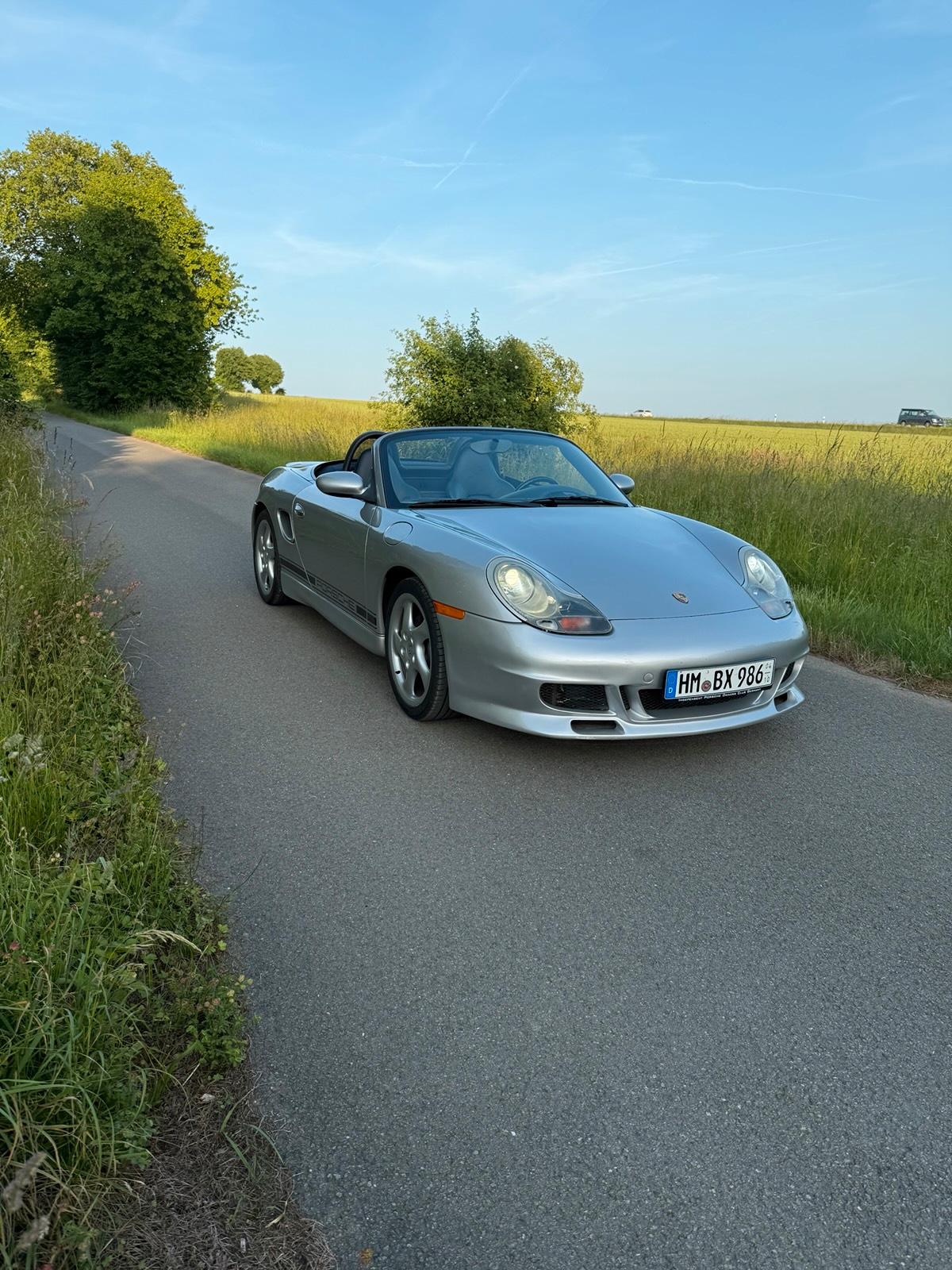 Abbildung des Autos Porsche Boxster 986 (2.7…