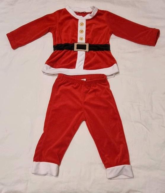 Weihnachten Nikolaus Anzug Gr. 86 (1 bis 2 Jahre) v. Zara home in Langenhagen