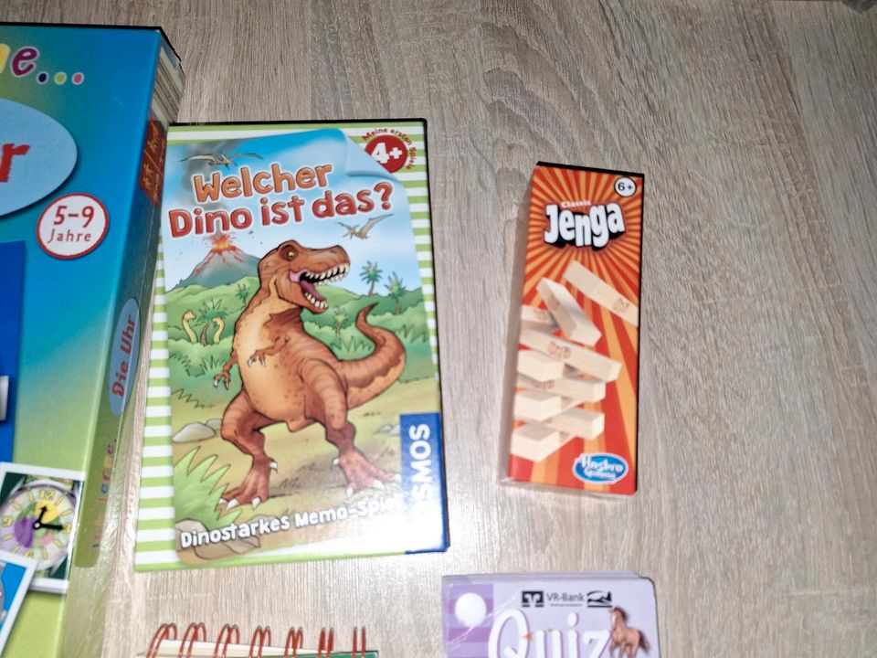 NEU Spiele Jenga Quiz Pferde Hörspiel Uhr lernen Dino CD Hui Buh in München