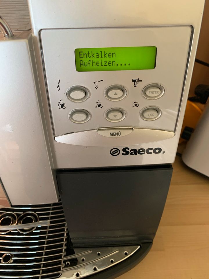 Saeco Royal Cappuccino professionell Kaffeevollautomat in Vöhl
