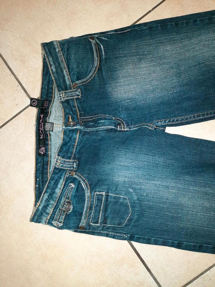 Jeans Hosen breites Bein L 40  30/34 DBC Cola 557 Karma damen in Dornhan