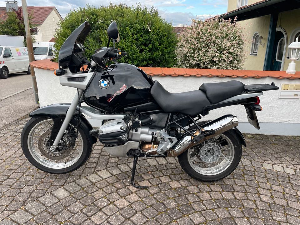 BMW R1100 GS mit BMW Tankrucksack und Givi Topcase in Pfarrkirchen