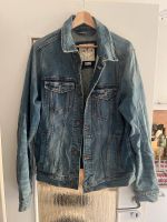 Hollister Jeansjacke Gr.L (wie neu) Nordrhein-Westfalen - Solingen Vorschau