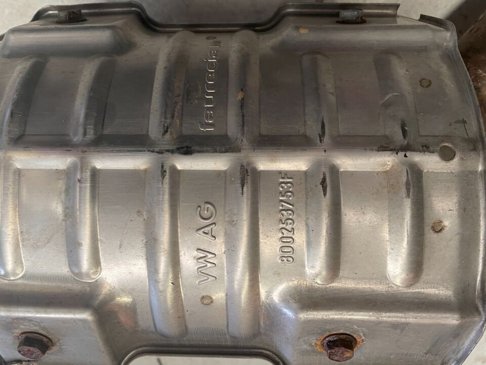 Volkswagen Partikelfilter E0 131 723 C in Merzig