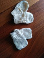2x 2 Handschuhe Baby newborn Handmade gestrickt Wolle Baden-Württemberg - Böblingen Vorschau