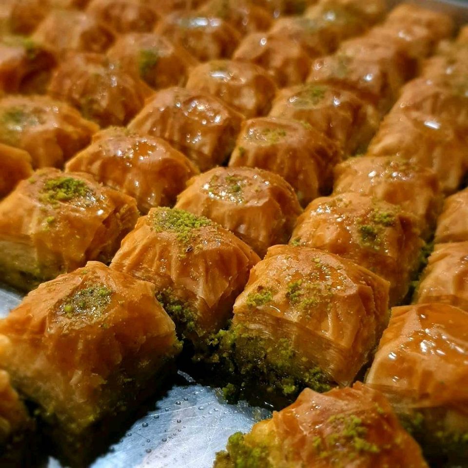 1kg BAKLAVA  WALLNUSS   nur post in Dinslaken