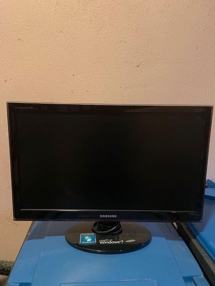 Full- HD Monitor 24 Zoll Samsung P2450H in Weimar