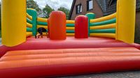 Mieten: Hüpfburg Big Jump 8x8m Hessen - Wetzlar Vorschau