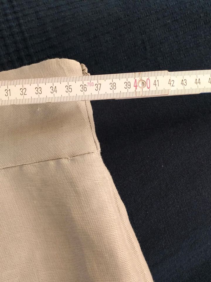 Leinenrock von Zara, beige mit hohem Bund in Böblingen