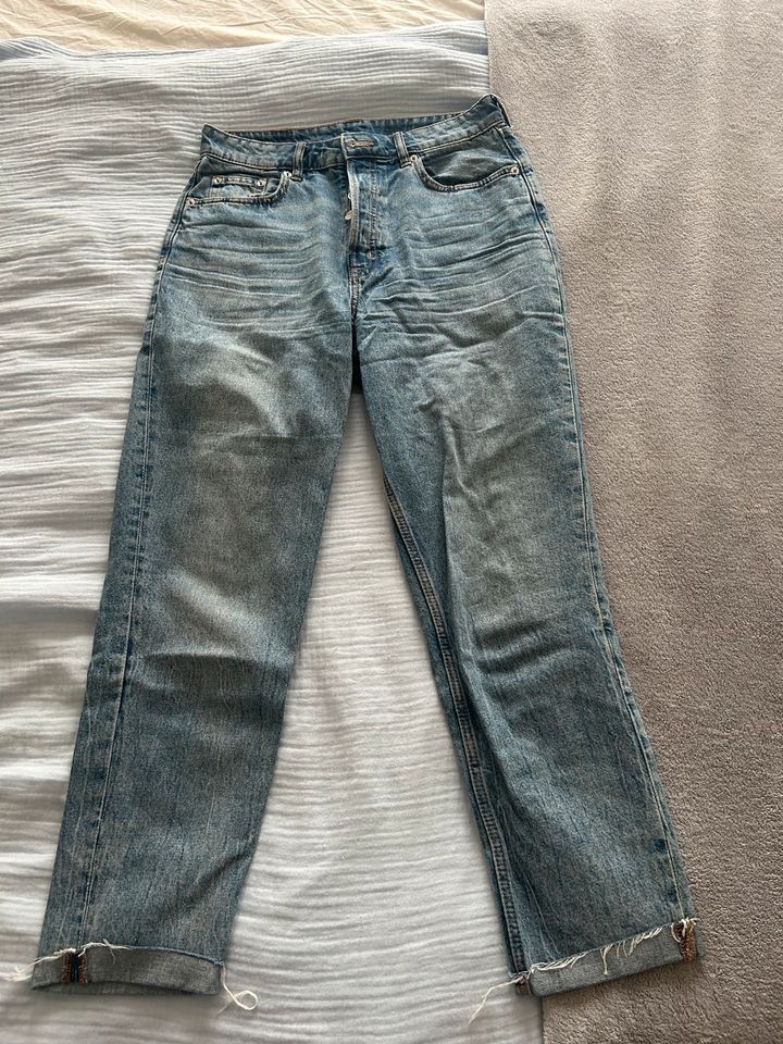 H&M Mom Jeans blau S/M 38 neu! in Kaiserslautern