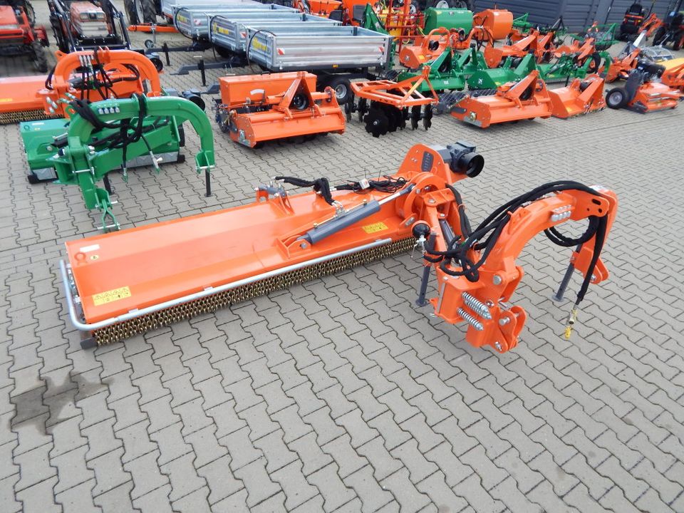 Schlegelmulcher mit Ausleger AGF 280 mit Ventilen GEOGRASS NEU in Ludwigsfelde