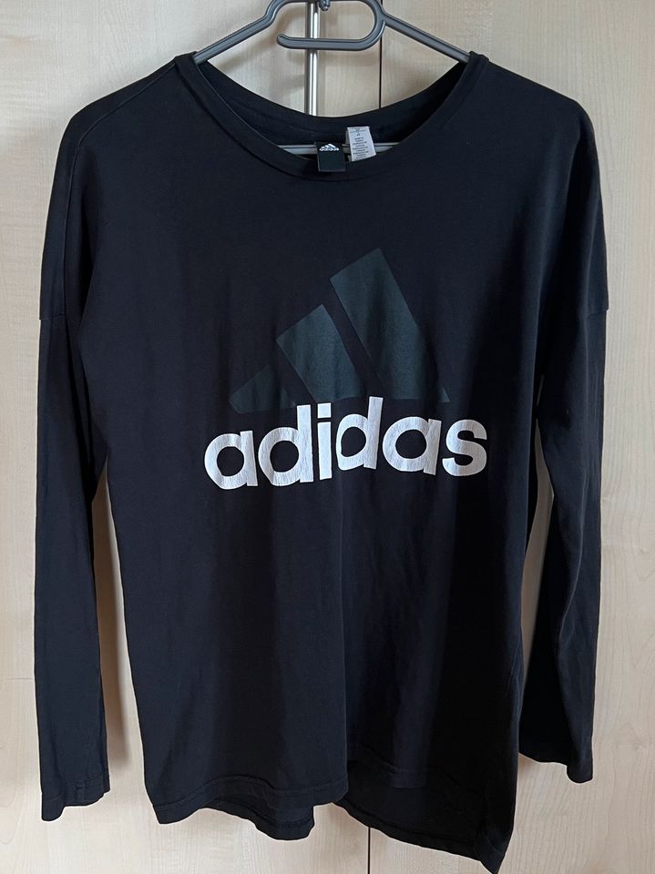 Adidas, T-Shirt, Langarm, Shirt, Sport Shirt 36 in Leipzig