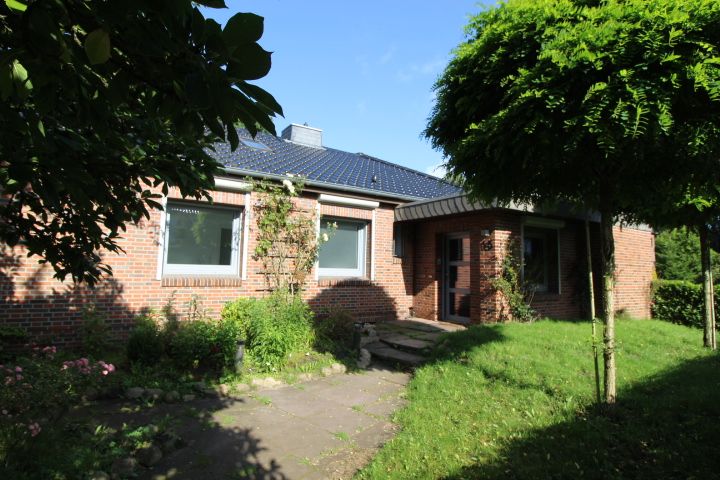 Einfamilienhaus in Buxtehude-Süd mit Waldblick in Buxtehude